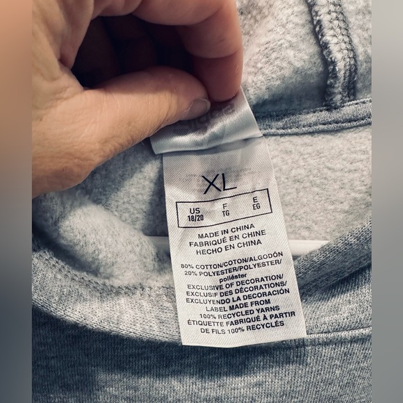 Boys adidas hooded sweatshirt - Picture 5 of 5